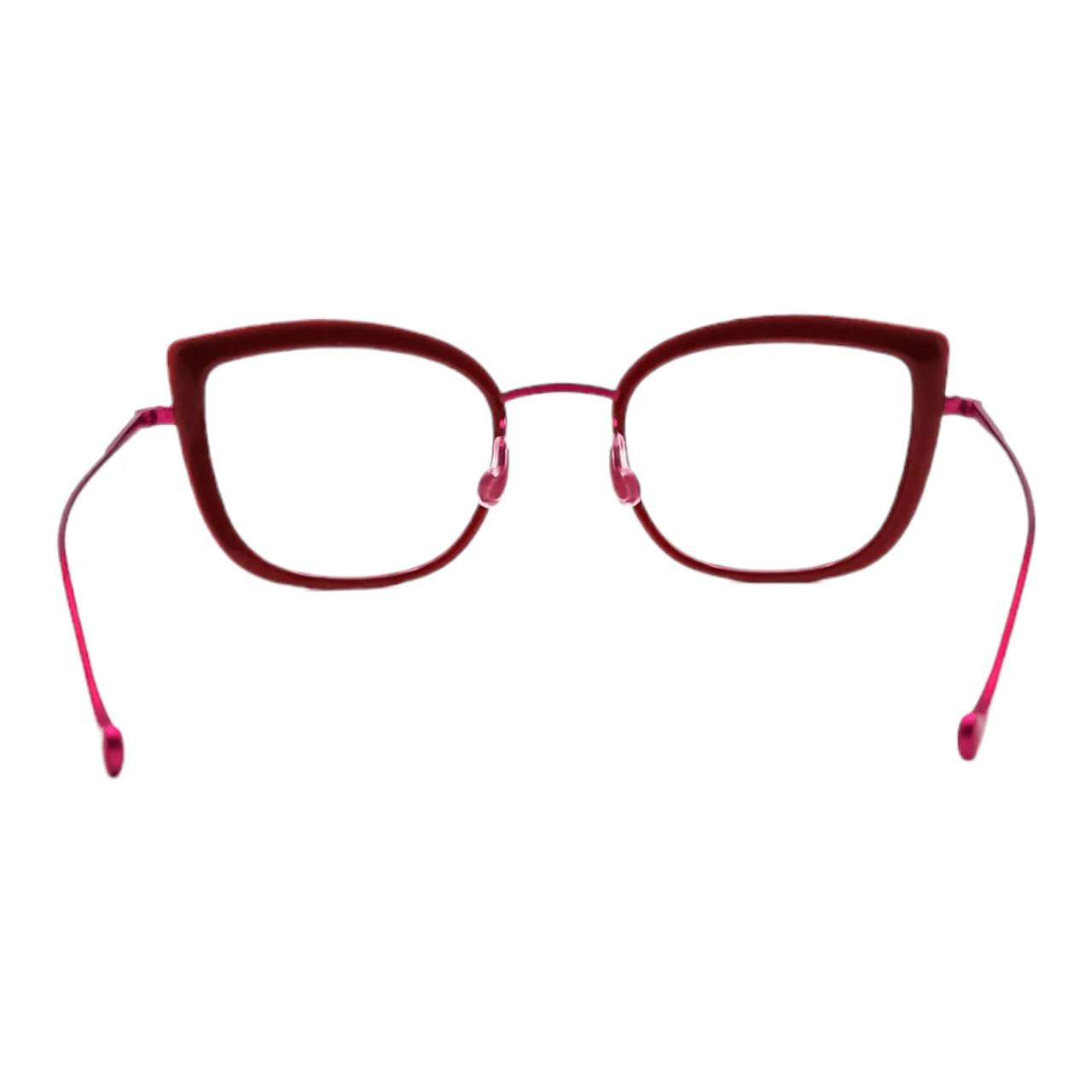 Caroline Abram WANDA 611