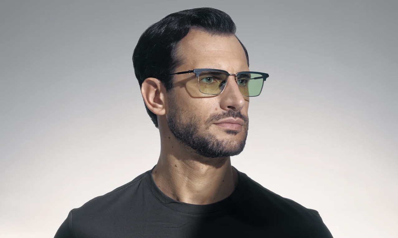 Akoni Genesis Brushed Black Gold Dark Gray