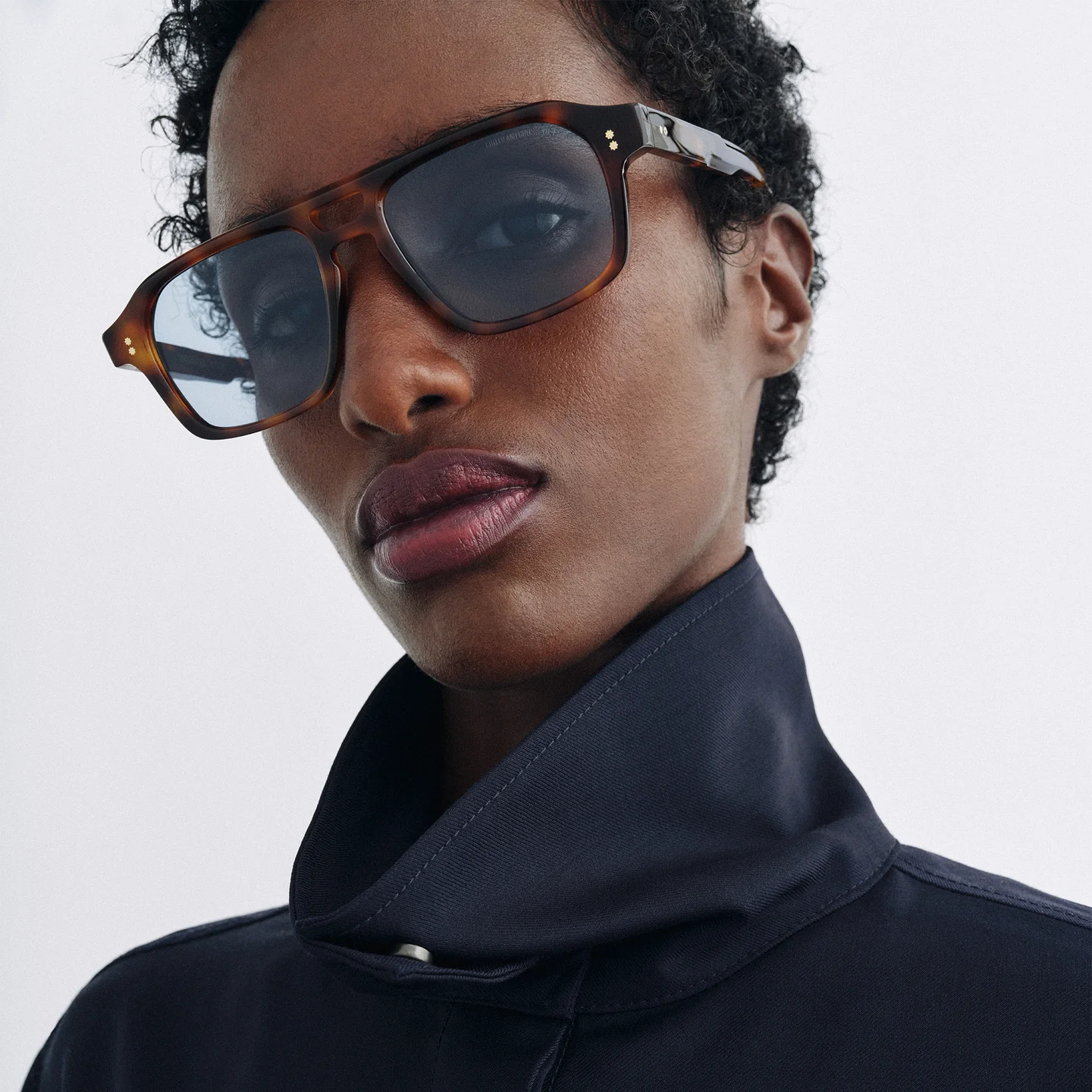 Cutler and Gross CGSN-GR15 02