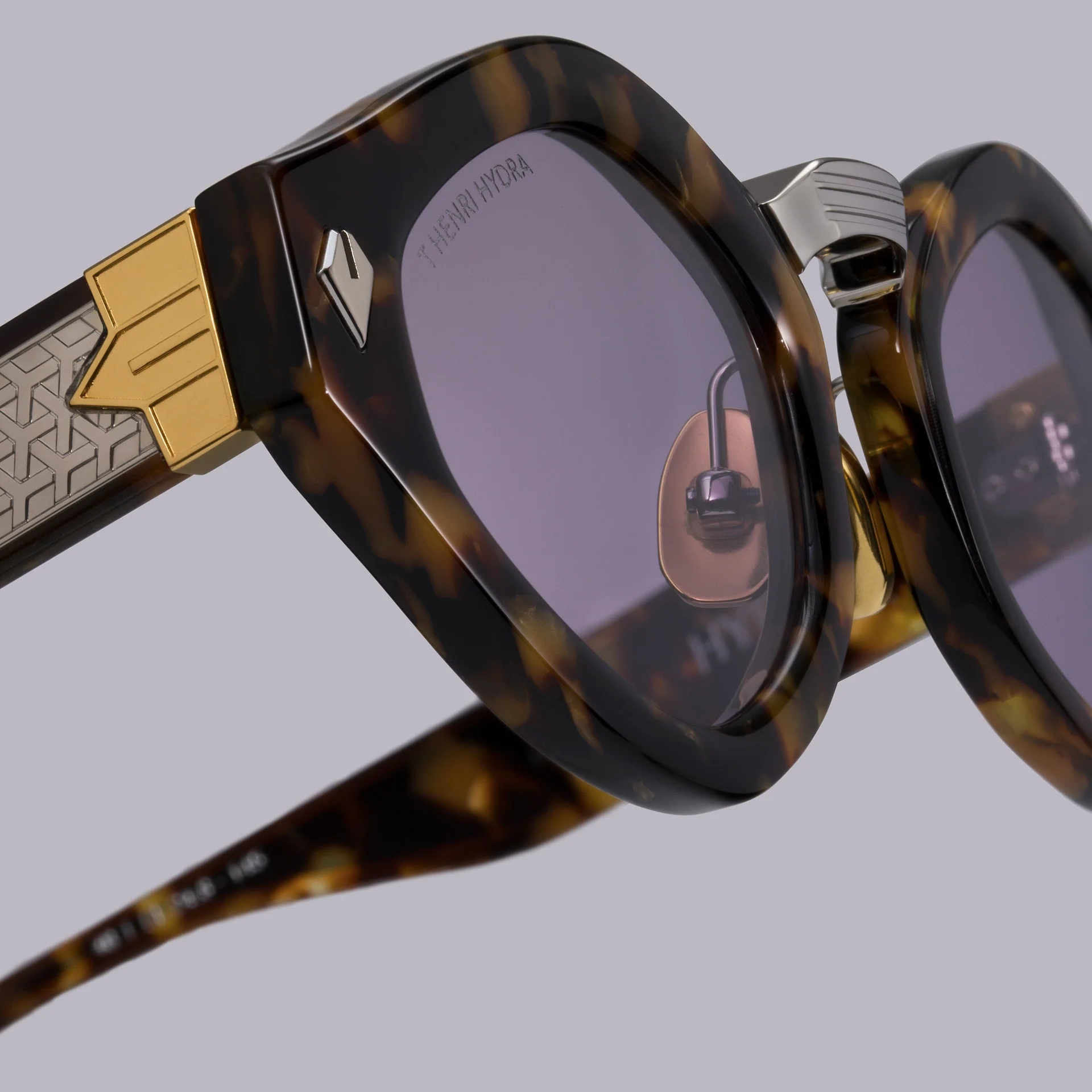 T.Henri TH00045 HYDRA JAGUAR TORTOISE