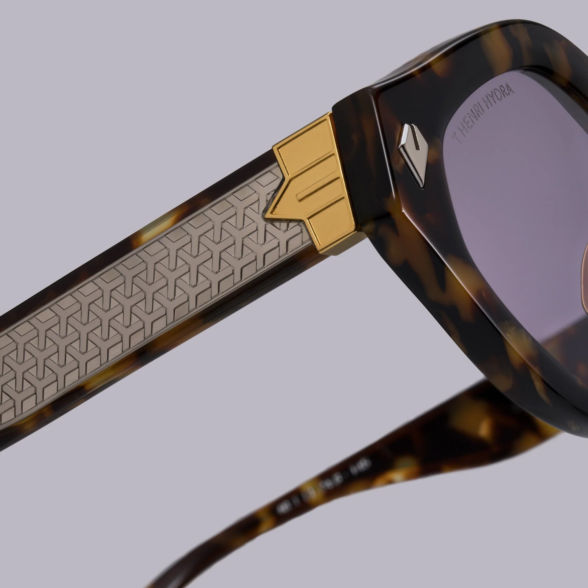 T.Henri TH00045 HYDRA JAGUAR TORTOISE