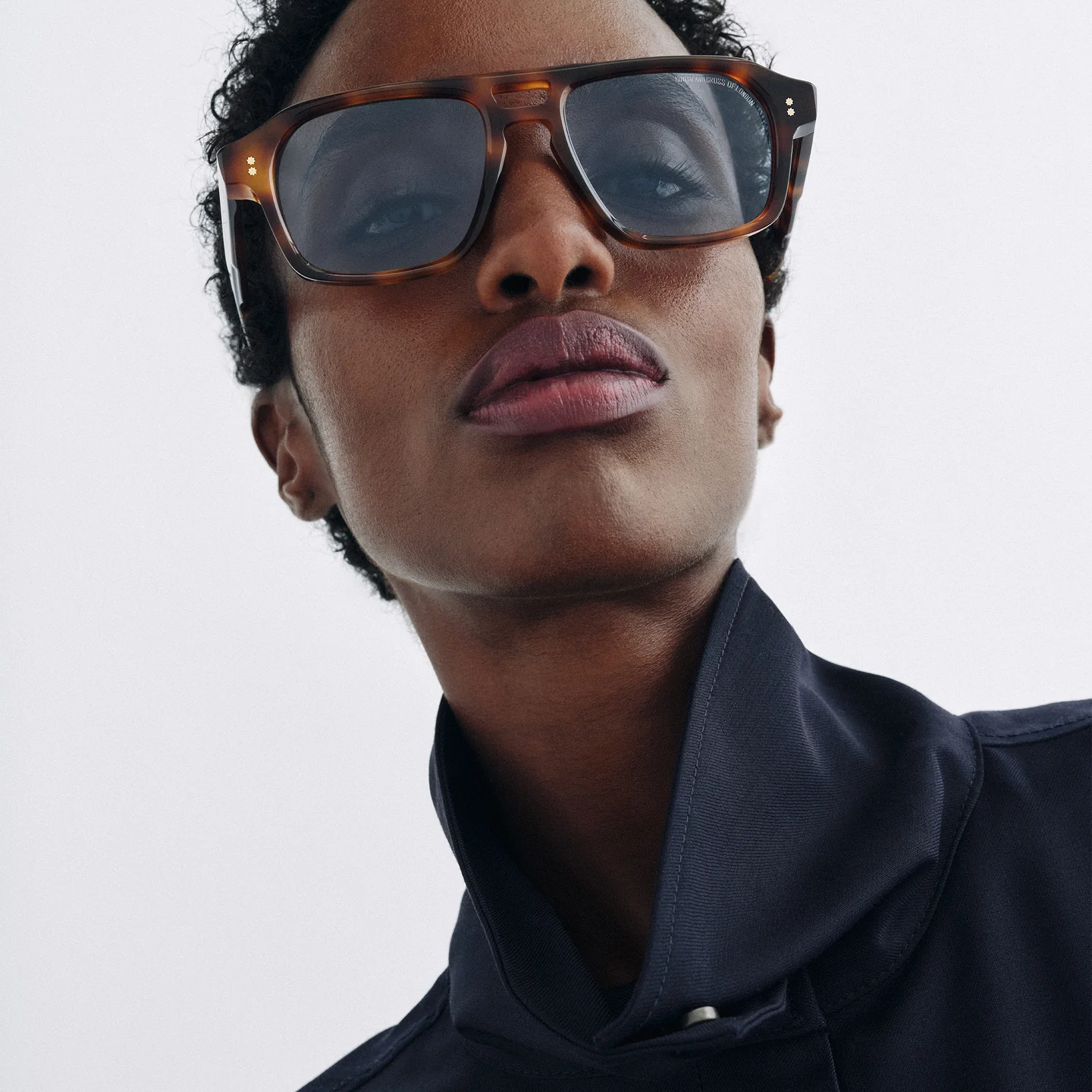 Cutler and Gross CGSN-GR15 02