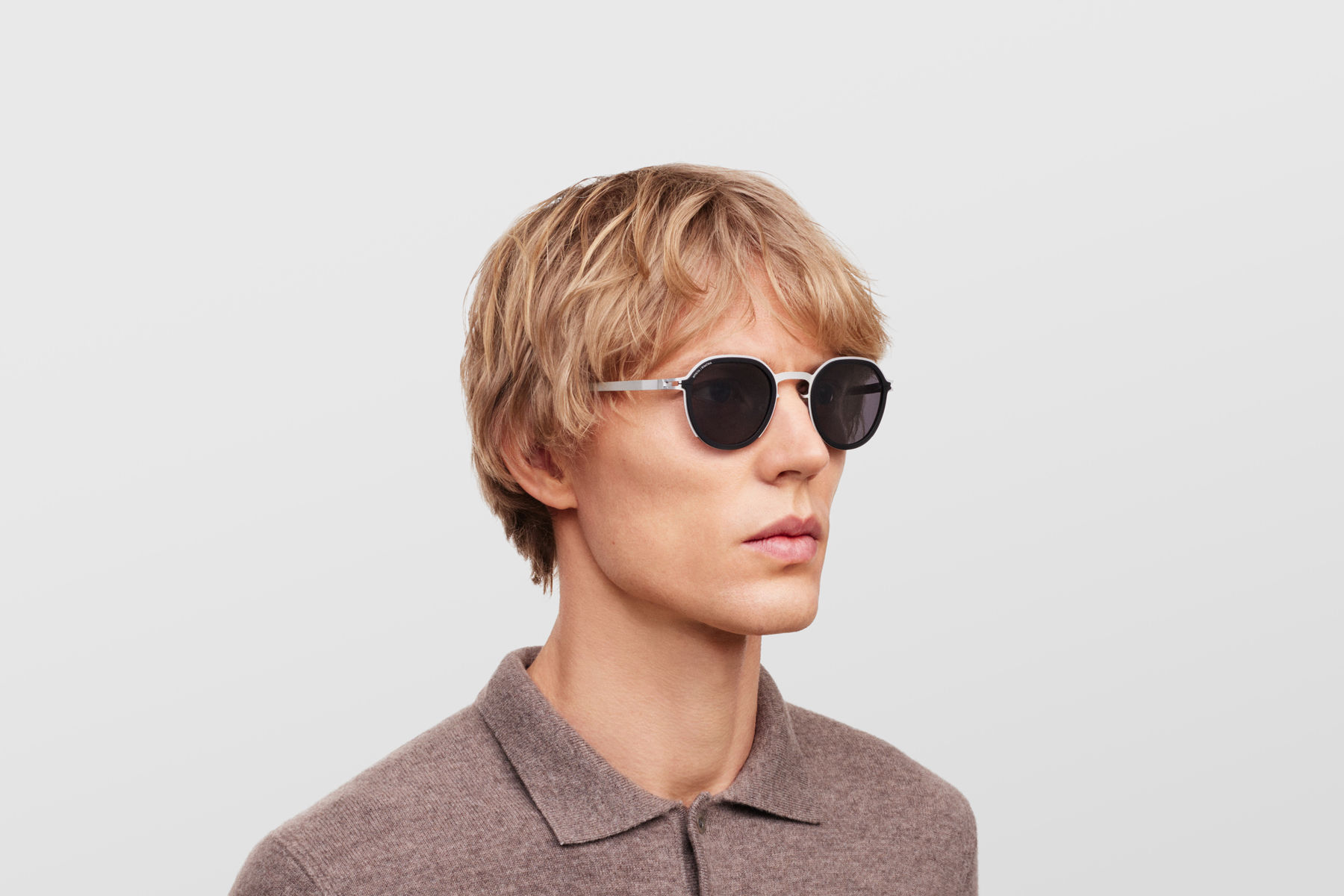 MYKITA RIMOWA MR001 AL1 White Silver/Silver Darkgrey Solid