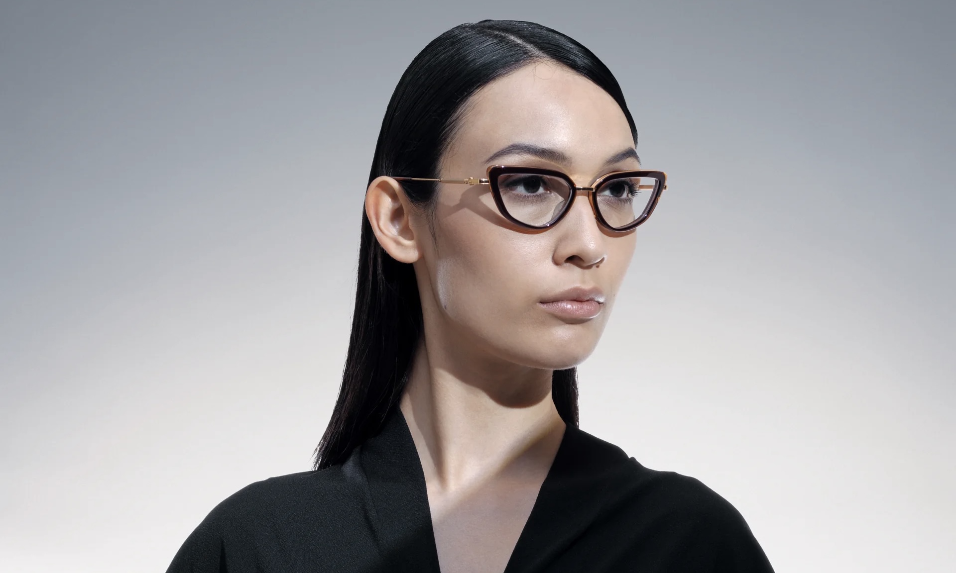 Akoni Venus Black -White Gold