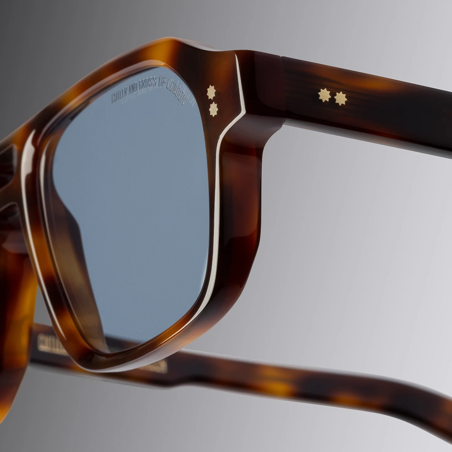 Cutler and Gross CGSN-GR15 02