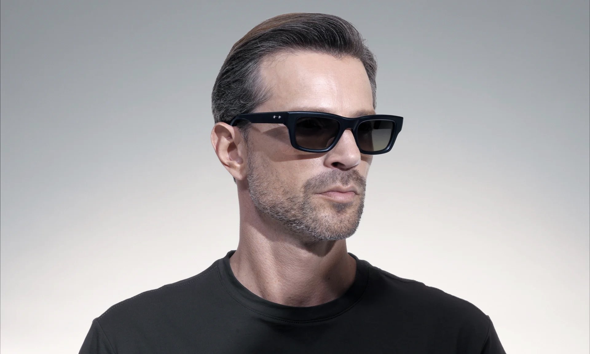 Akoni Libra Matte Black