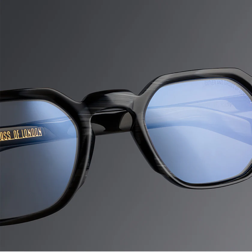 Cutler and Gross GR11 01